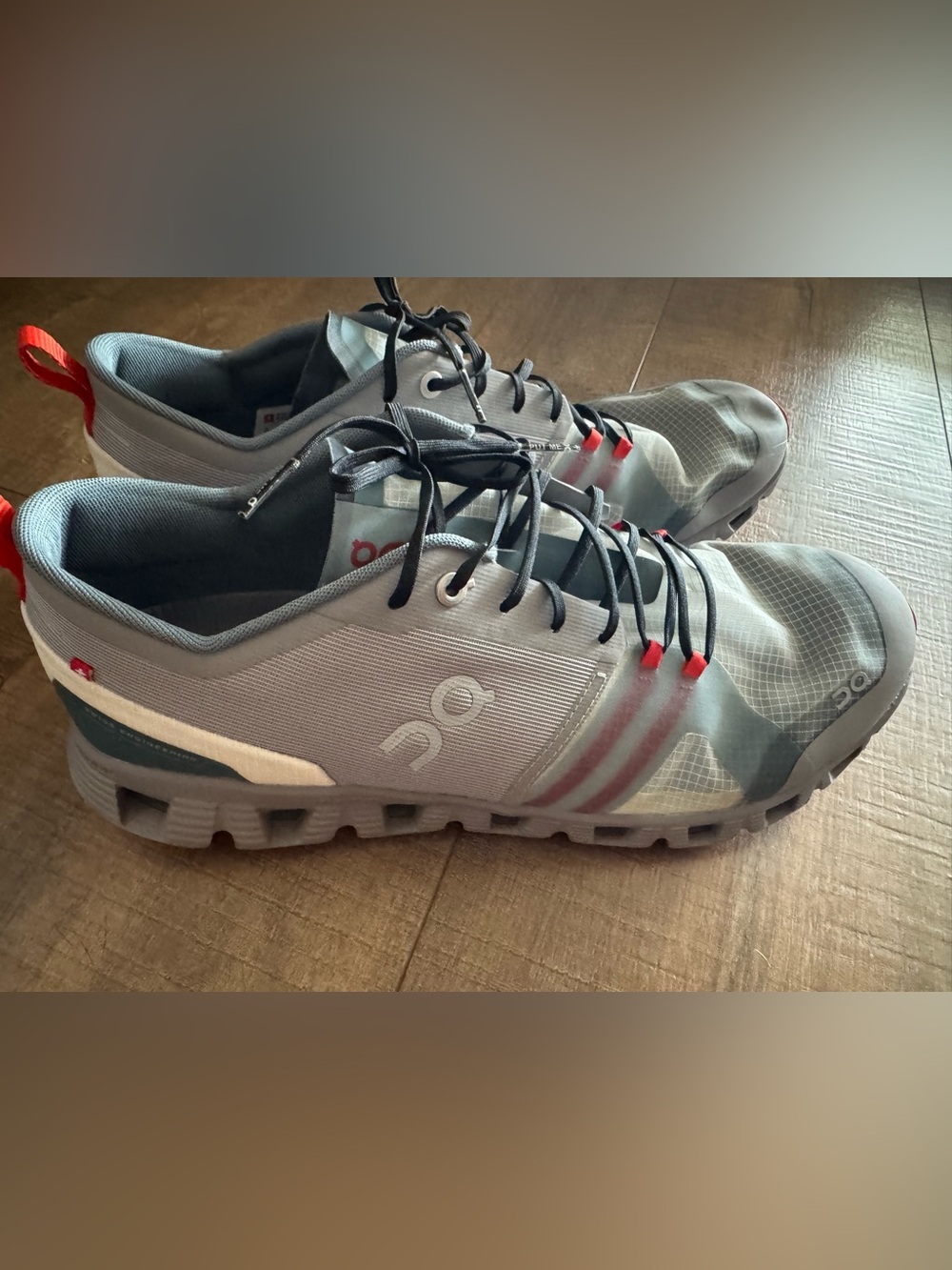 On Cloud X men’s running shoes size 11.5